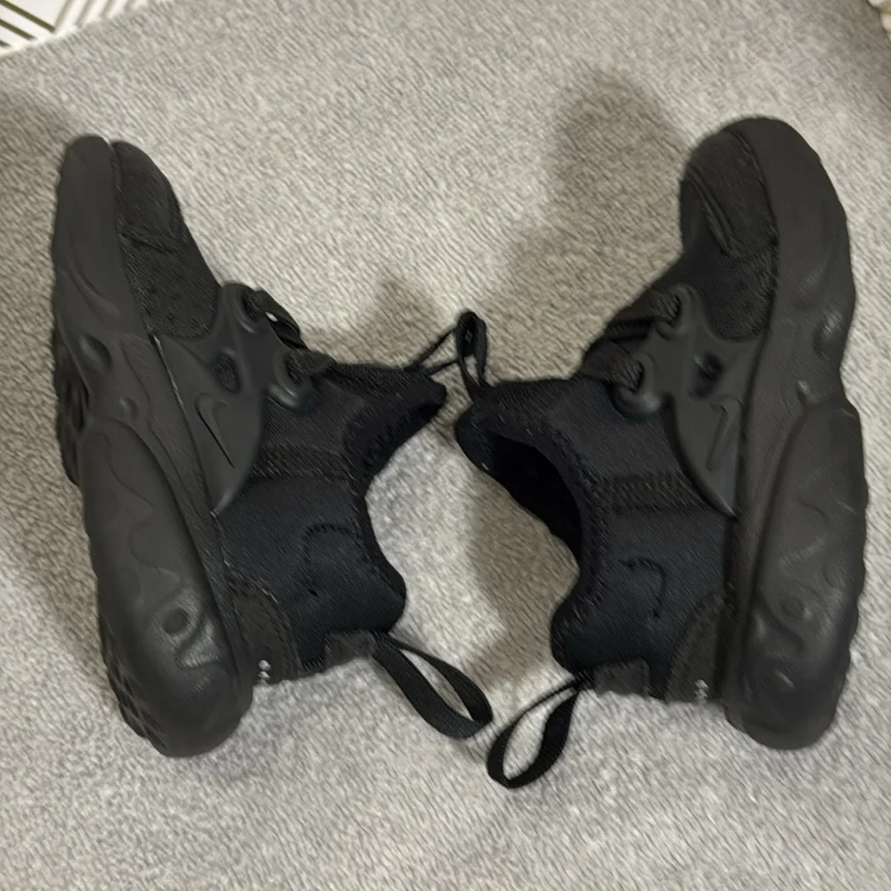 Nike Presto sneakers toddler size 5 Black‎ Sneaker shoe Durable  slip on